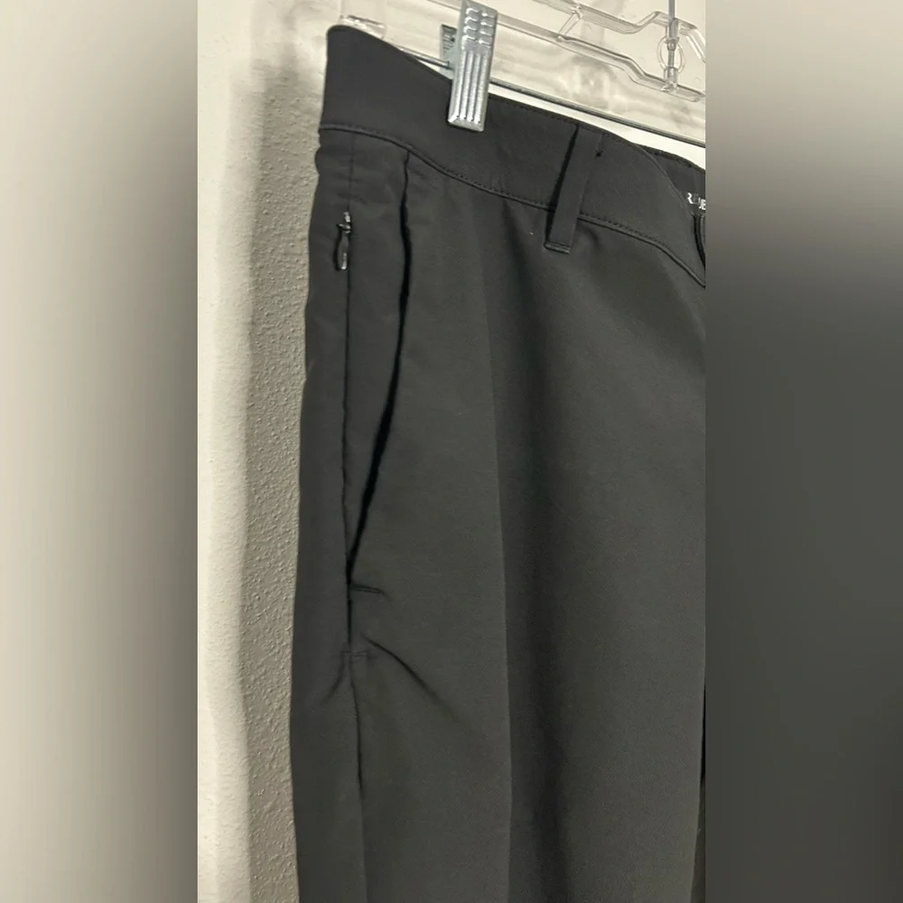 Banana Republic Black Chinos Size 32X30